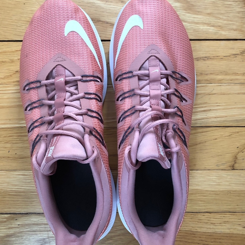 EUC Nike Quest Running Shoe